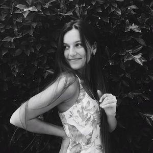 Meet your Posher, Julia